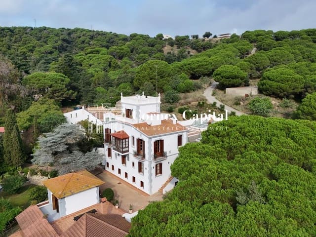 11 soveværelse Finca/Landehus til salg i Sant Andreu de Llavaneres med swimmingpool garage - € 4.900.000 (Ref: 9755557)