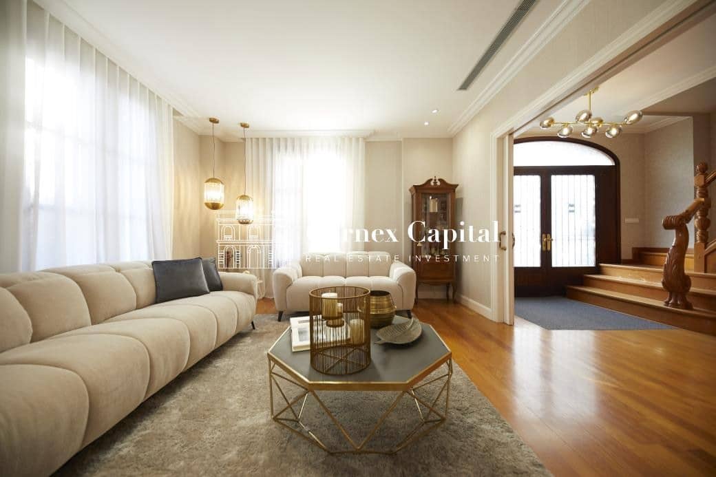 11 bedroom Finca/Country House for sale in Sant Andreu de Llavaneres with pool garage - € 4,900,000 (Ref: 9755557)