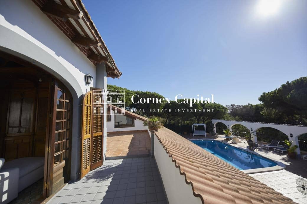 11 bedroom Finca/Country House for sale in Sant Andreu de Llavaneres with pool garage - € 4,900,000 (Ref: 9755557)