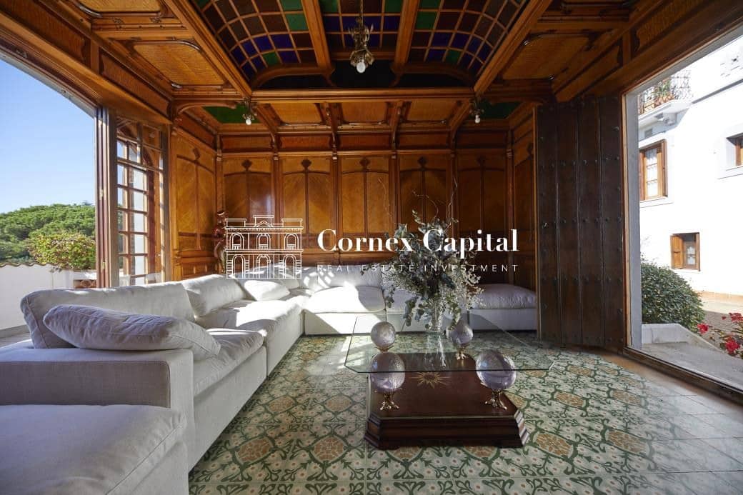 11 bedroom Finca/Country House for sale in Sant Andreu de Llavaneres with pool garage - € 4,900,000 (Ref: 9755557)