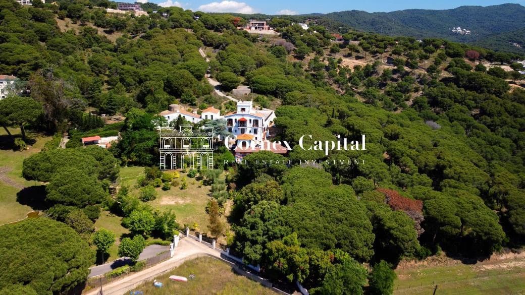 11 bedroom Finca/Country House for sale in Sant Andreu de Llavaneres with pool garage - € 4,900,000 (Ref: 9755557)