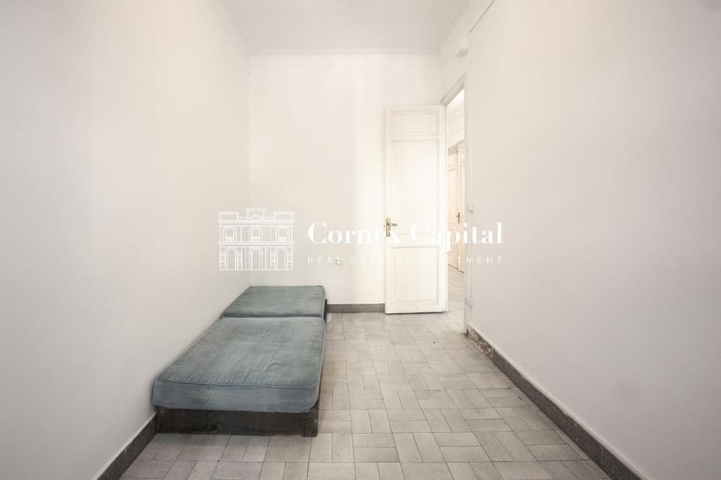 5 soveværelse Lejlighed til salg i Barcelona by - € 610.000 (Ref: 9755558)