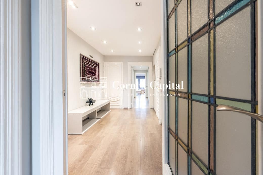 5 slaapkamer Appartement te koop in Barcelona stad met garage - € 1.700.000 (Ref: 9772897)