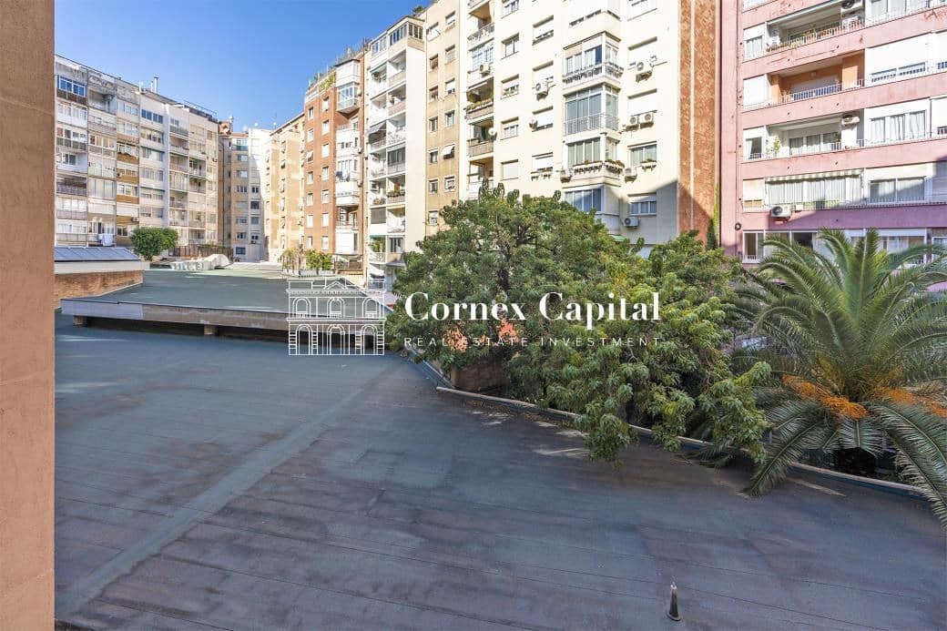 5 slaapkamer Appartement te koop in Barcelona stad met garage - € 1.700.000 (Ref: 9772897)