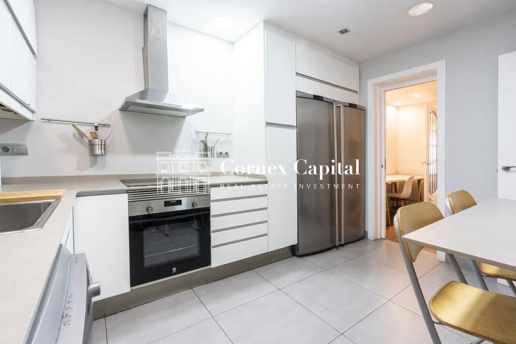 5 slaapkamer Appartement te koop in Barcelona stad met garage - € 1.700.000 (Ref: 9772897)