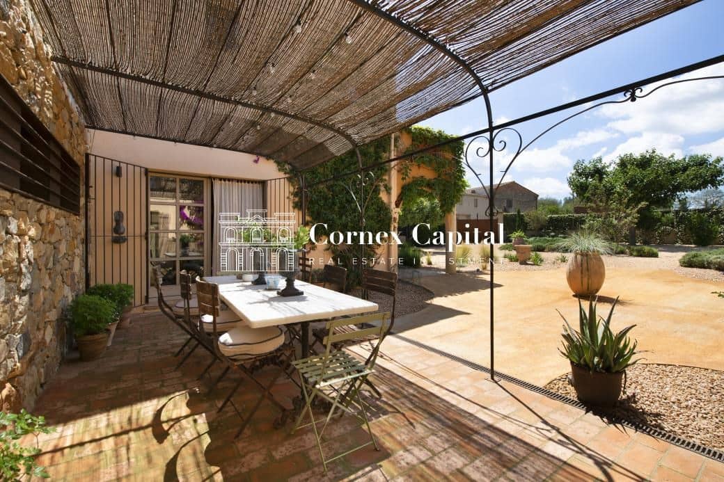 7 camera da letto Finca/Casa di Campagna in vendita in Parlava con piscina garage - 2.850.000 € (Rif: 9788304)