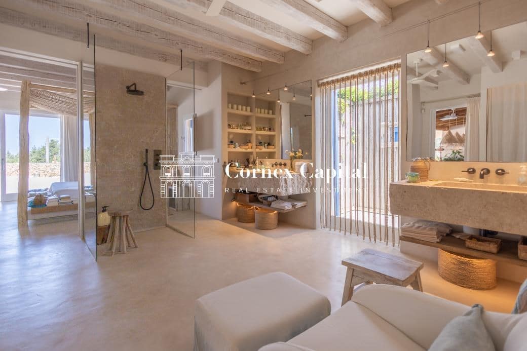 8 sypialnia Willa na sprzedaż w Sant Francesc de Formentera z basenem garażem - 12 000 000 € (Ref: 9794456)