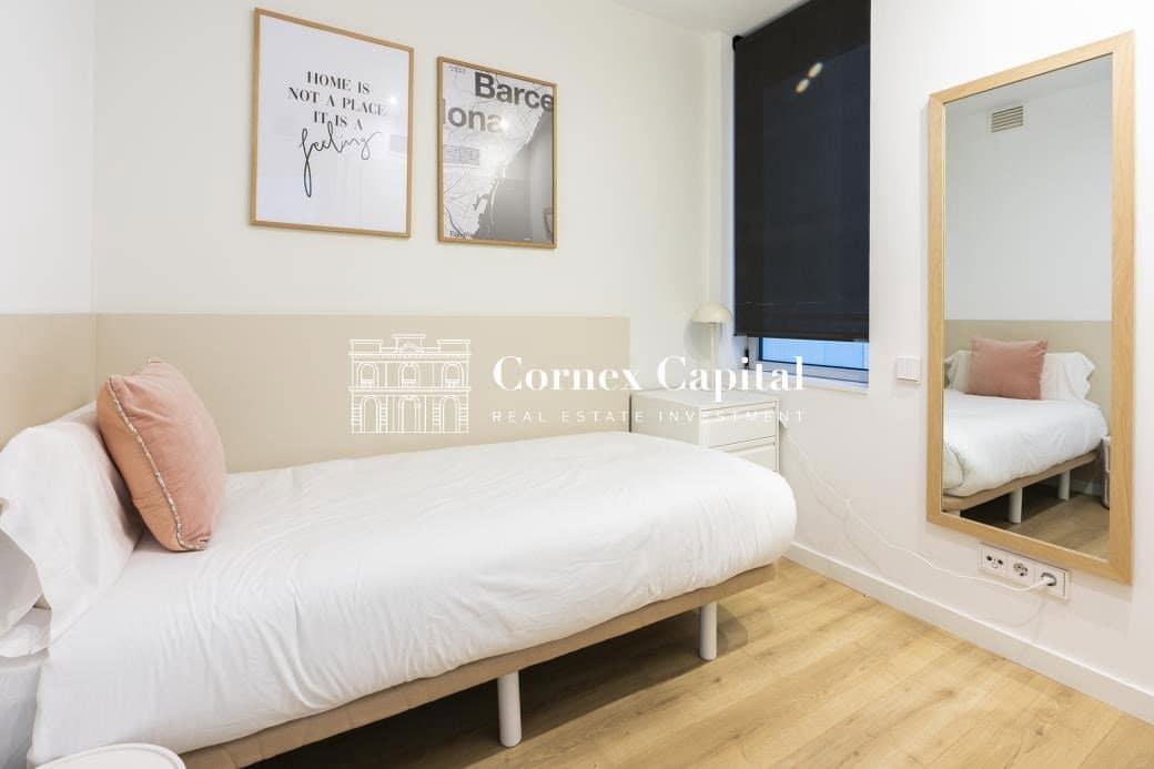 3 sovrum Lägenhet till salu i Barcelona stad med pool - 583 000 € (Ref: 9794457)