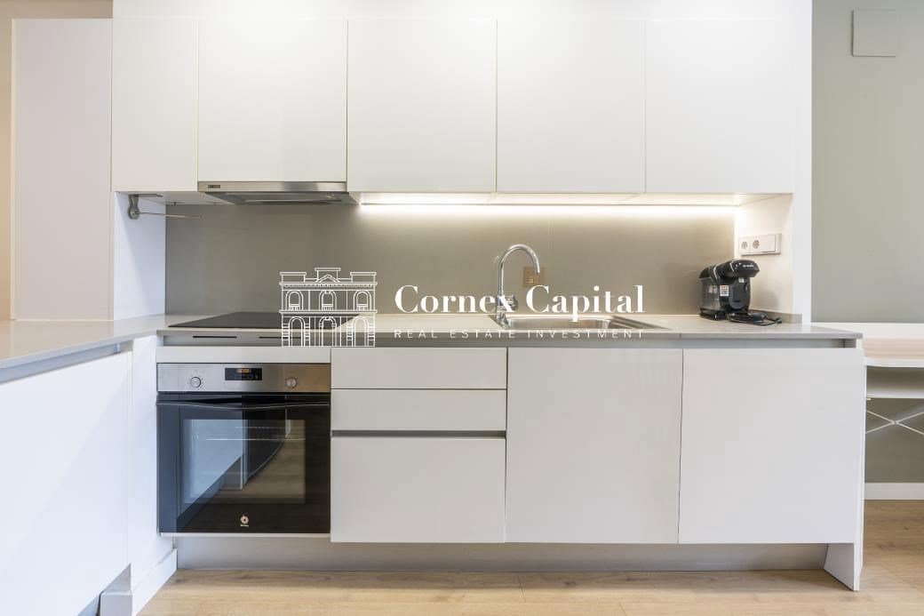 3 sovrum Lägenhet till salu i Barcelona stad med pool - 583 000 € (Ref: 9794457)