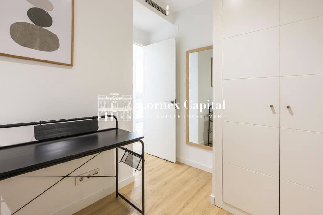 3 sovrum Lägenhet till salu i Barcelona stad med pool - 583 000 € (Ref: 9794457)