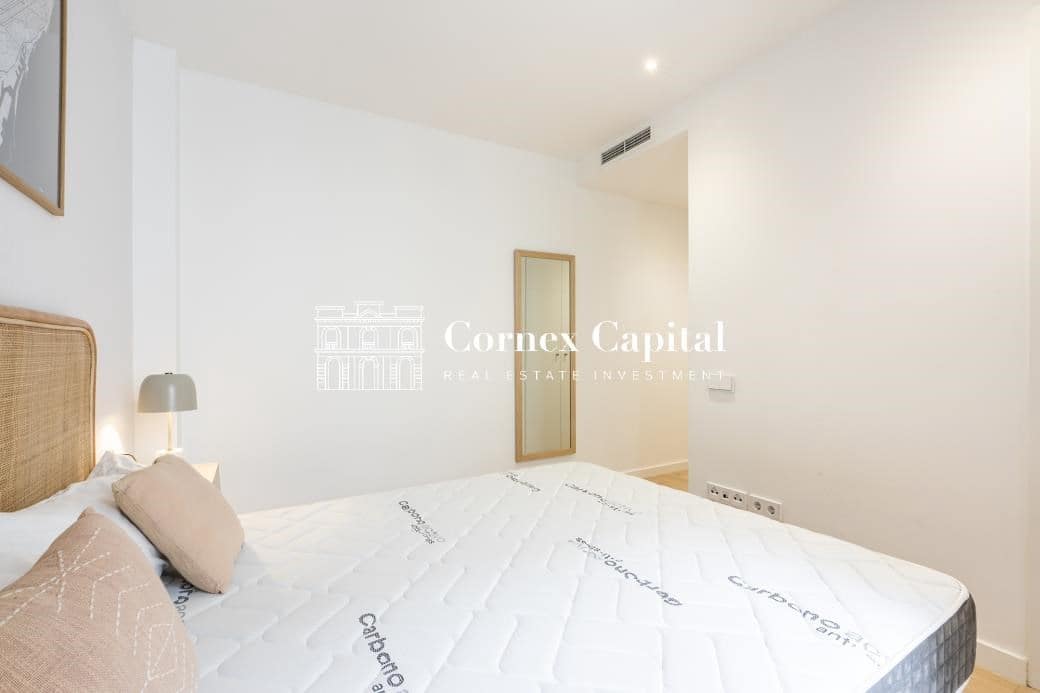 3 bedroom Apartment for sale in Barcelona city with pool - € 581,000 (Ref: 9794458)