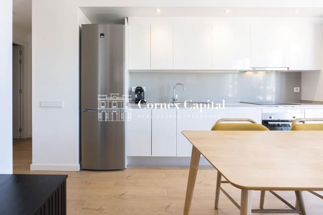 3 makuuhuone Huoneisto myytävänä paikassa El Poblenou, Barcelona kaupunki mukana uima-altaan - 587 000 € (Ref: 9794460)