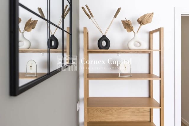 3 makuuhuone Huoneisto myytävänä paikassa El Poblenou, Barcelona kaupunki mukana uima-altaan - 587 000 € (Ref: 9794460)