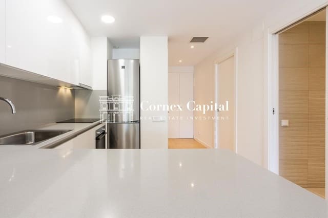 2 soveværelse Lejlighed til salg i El Poblenou, Barcelona by med swimmingpool - € 552.000 (Ref: 9794461)