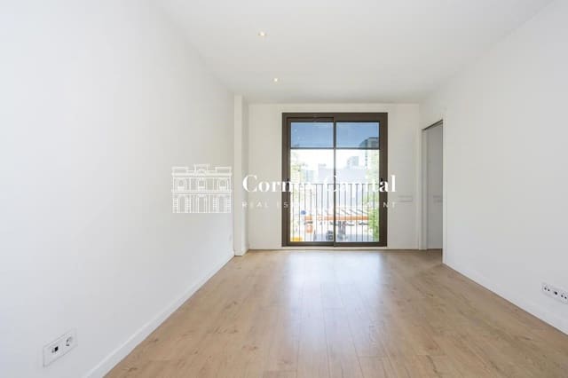 3 sovrum Lägenhet till salu i El Poblenou, Barcelona stad med pool - 590 000 € (Ref: 9794473)