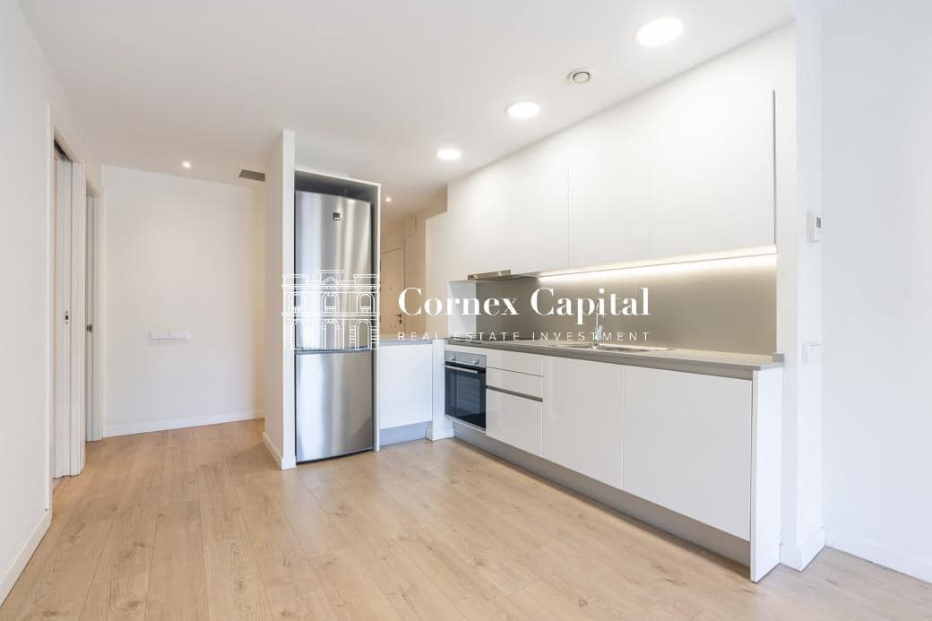 Apartamento de 3 habitaciones en Barcelona ciudad en venta con piscina - 610.000 € (Ref: 9794474)