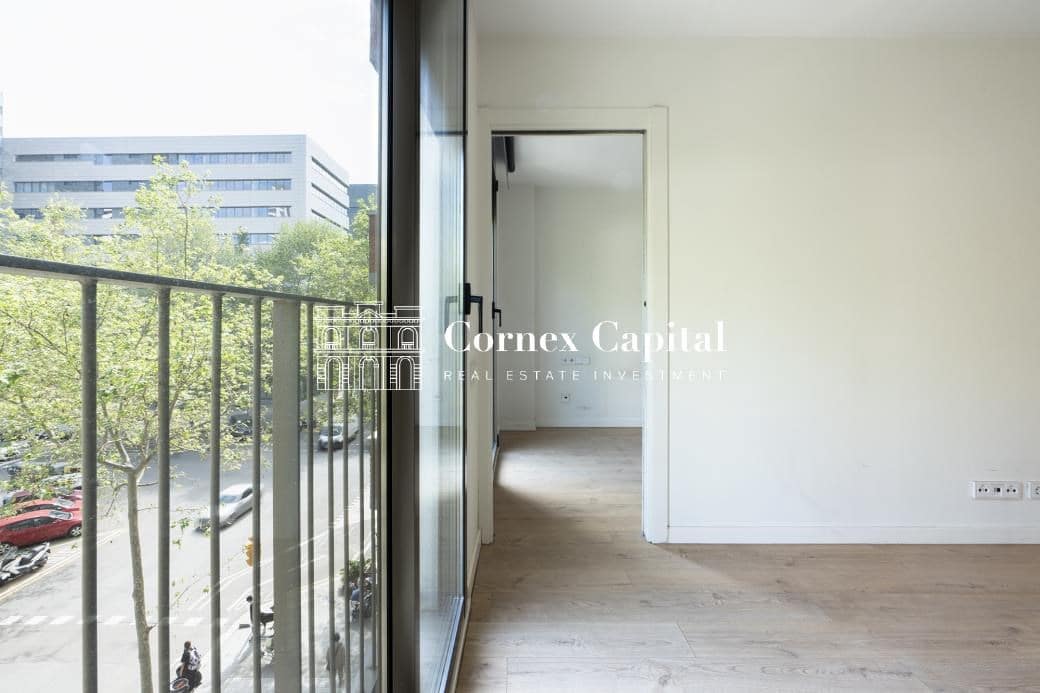Apartamento de 3 habitaciones en Barcelona ciudad en venta con piscina - 610.000 € (Ref: 9794474)