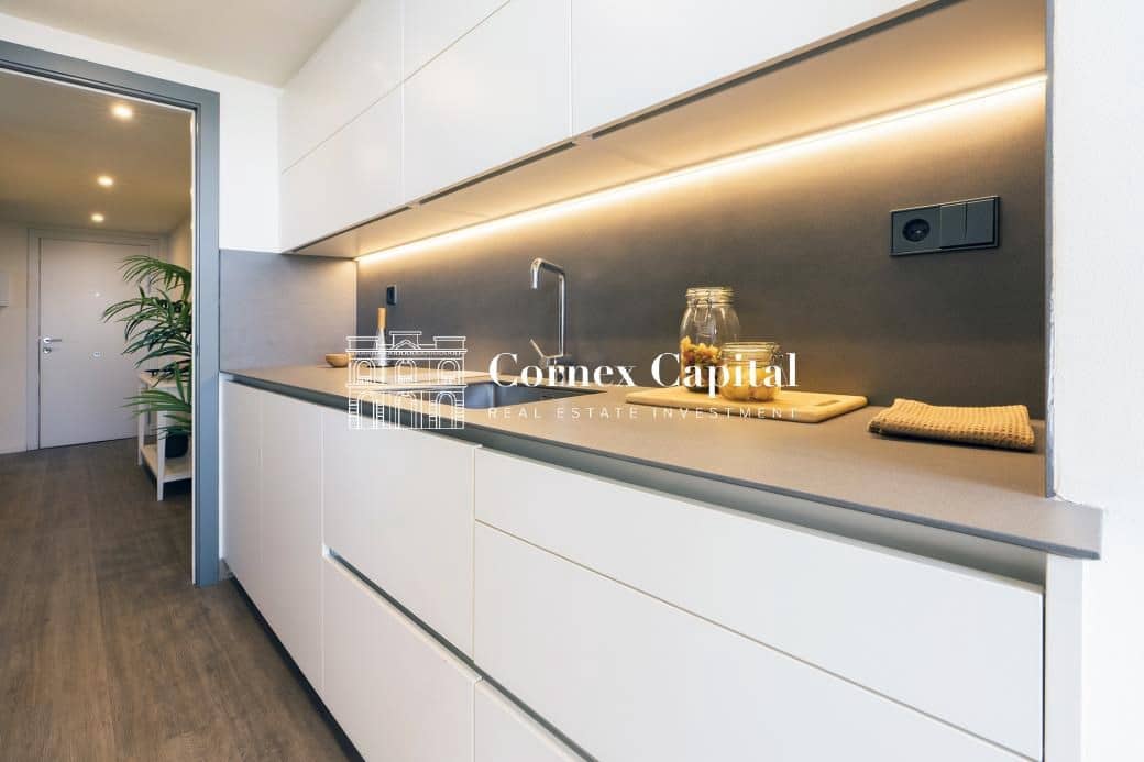 3 sovrum Lägenhet till salu i Barcelona stad med pool garage - 1 100 000 € (Ref: 9799119)