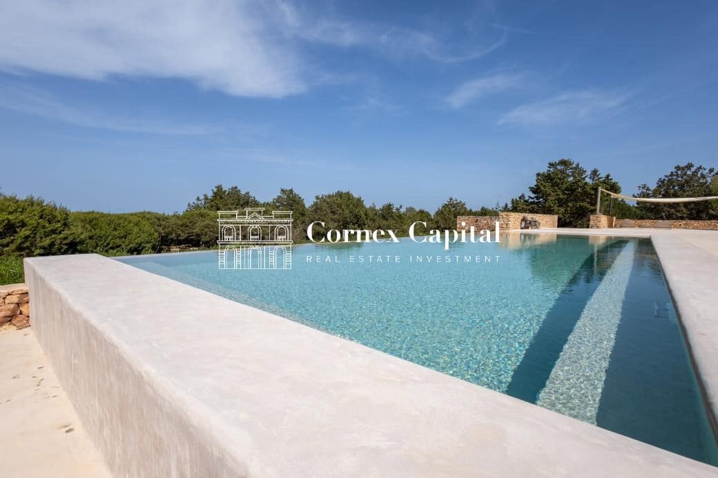 8 soverom Villa til salgs i Sant Francesc de Formentera med svømmebasseng garasje - € 9 900 000 (Ref: 9808012)