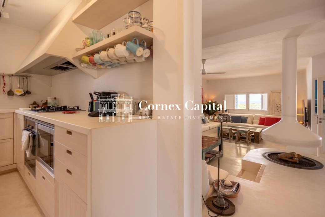8 bedroom Villa for sale in Sant Francesc de Formentera with pool garage - € 9,900,000 (Ref: 9808012)