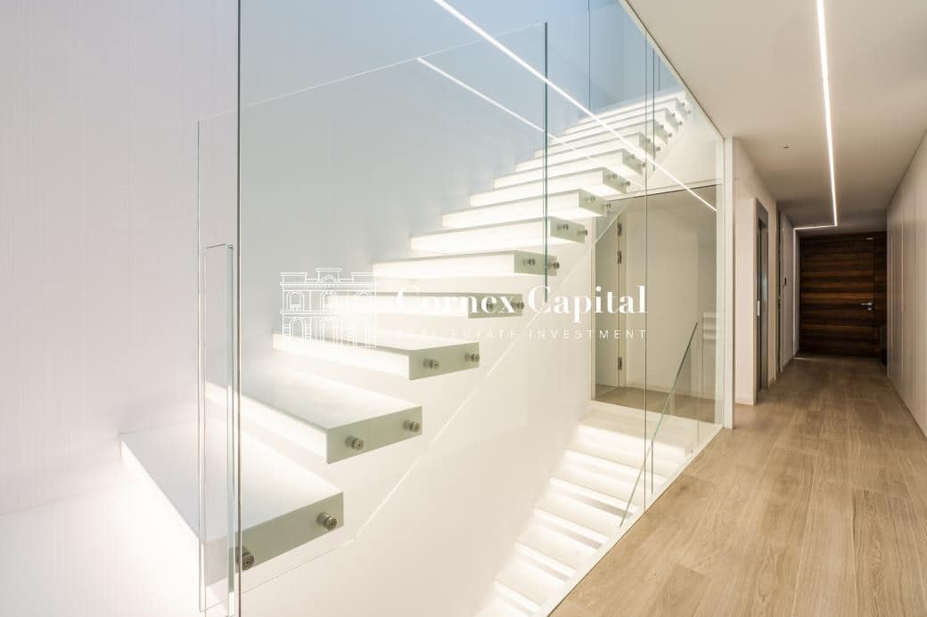 7 sovrum Villa till salu i Barcelona stad med pool garage - 20 000 000 € (Ref: 9811366)