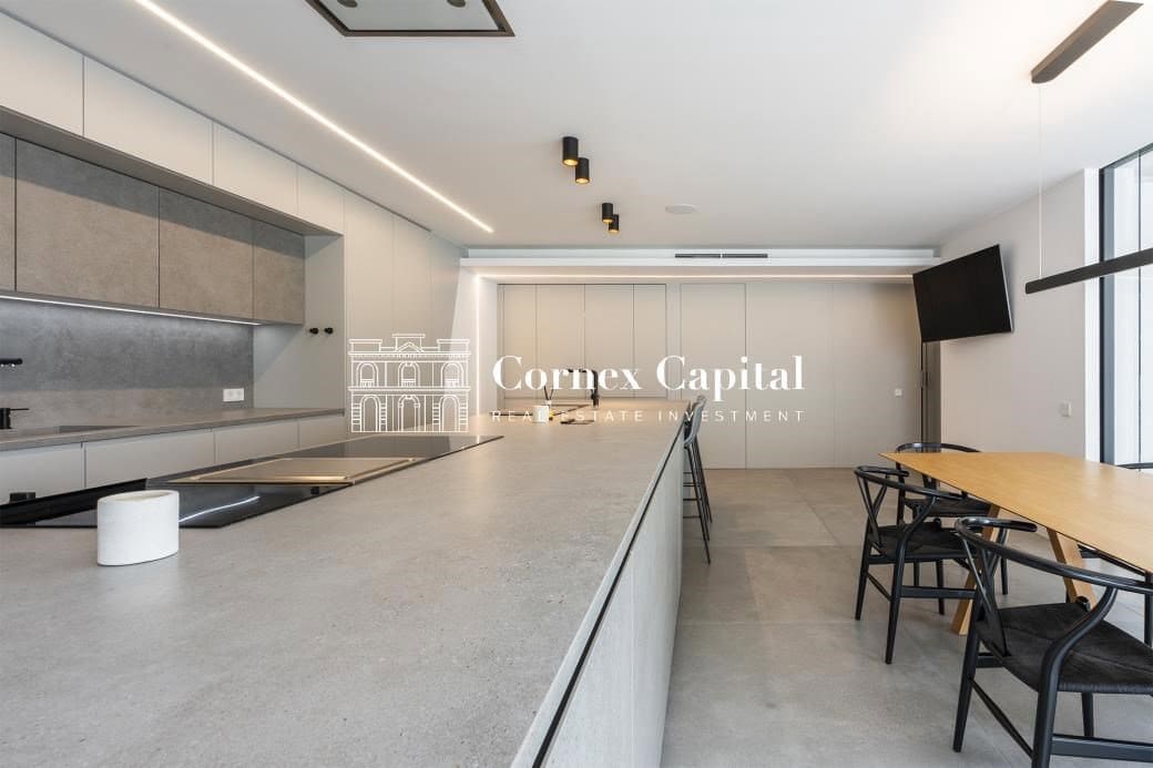 7 slaapkamer Villa te koop in Barcelona stad met zwembad garage - € 20.000.000 (Ref: 9811366)