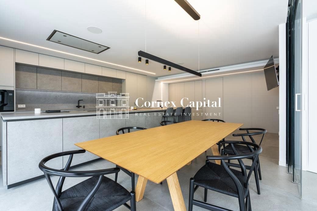 7 slaapkamer Villa te koop in Barcelona stad met zwembad garage - € 20.000.000 (Ref: 9811366)