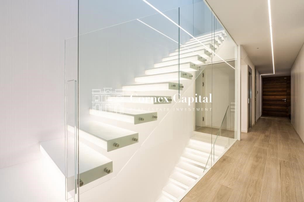 7 slaapkamer Villa te koop in Barcelona stad met zwembad garage - € 20.000.000 (Ref: 9811366)