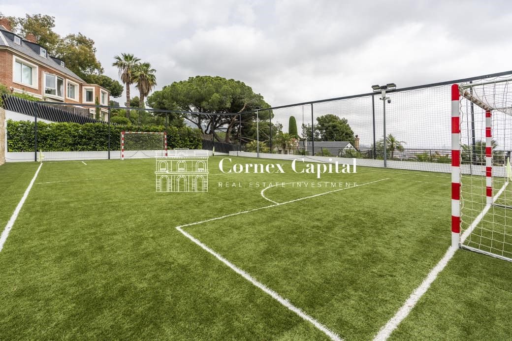7 slaapkamer Villa te koop in Barcelona stad met zwembad garage - € 20.000.000 (Ref: 9811366)