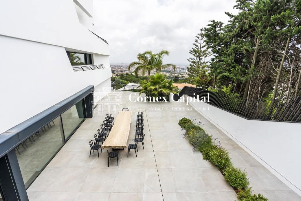 7 slaapkamer Villa te koop in Barcelona stad met zwembad garage - € 20.000.000 (Ref: 9811366)