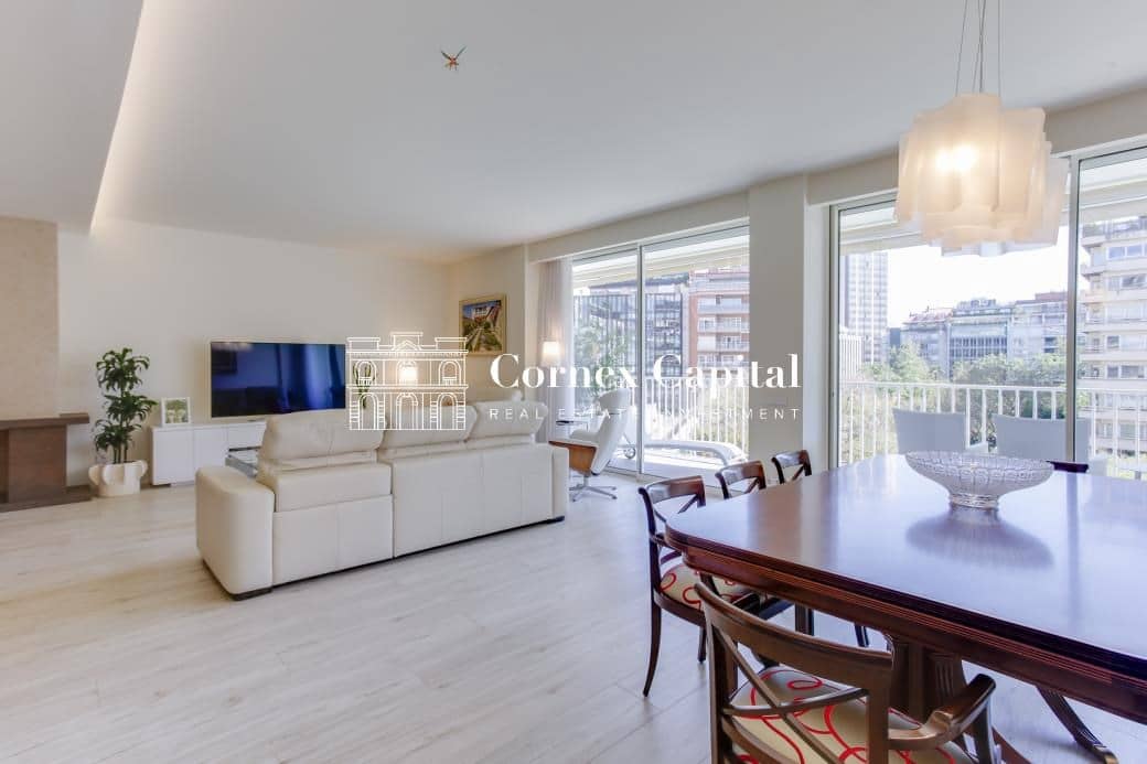 Apartamento de 5 habitaciones en Barcelona ciudad en venta - 2.100.000 € (Ref: 9811367)