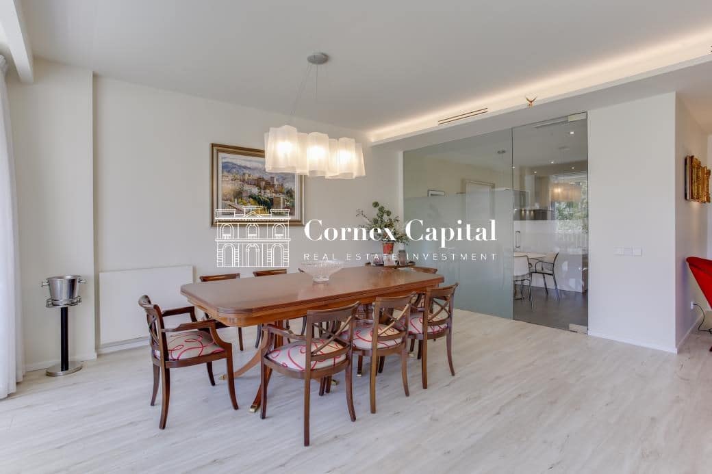 Apartamento de 5 habitaciones en Barcelona ciudad en venta - 2.100.000 € (Ref: 9811367)