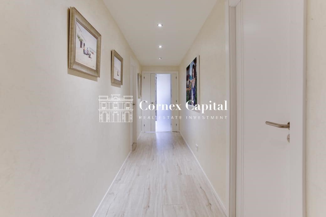 Apartamento de 5 habitaciones en Barcelona ciudad en venta - 2.100.000 € (Ref: 9811367)