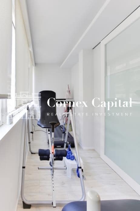 Apartamento de 5 habitaciones en Barcelona ciudad en venta - 2.100.000 € (Ref: 9811367)