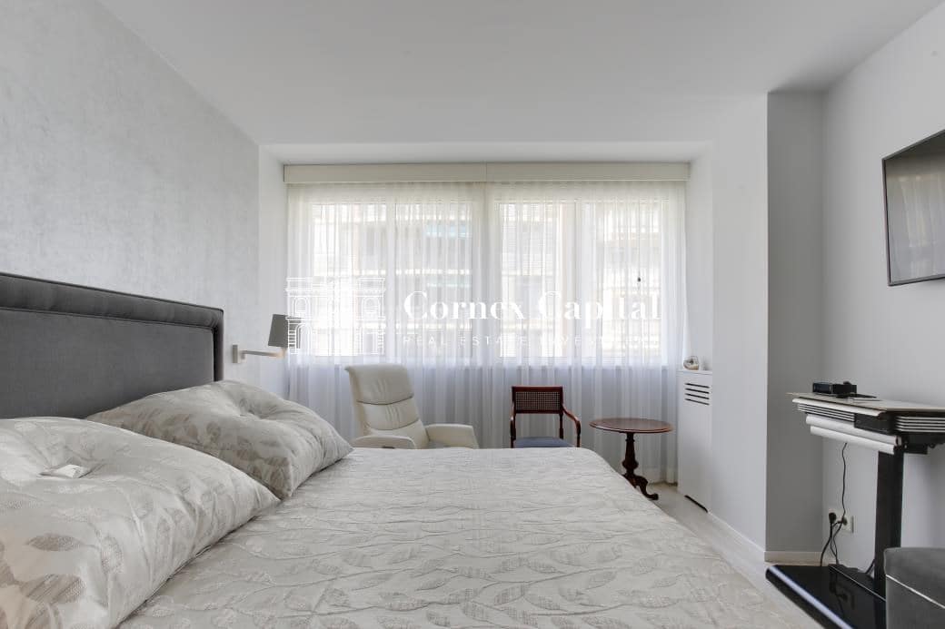 Apartamento de 5 habitaciones en Barcelona ciudad en venta - 2.100.000 € (Ref: 9811367)