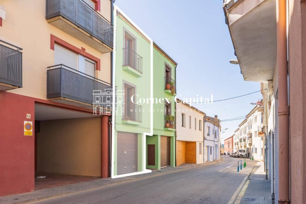 Casa de 4 habitaciones en Palafrugell en venta con piscina garaje - 515.000 € (Ref: 9820029)