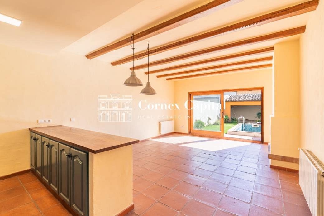 4 chambre Maison de Ville à vendre à Palafrugell avec piscine garage - 515 000 € (Ref: 9820029)