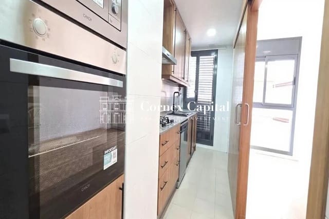 Apartamento de 2 habitaciones en El Clot, Barcelona ciudad en venta con garaje - 469.000 € (Ref: 9831213)