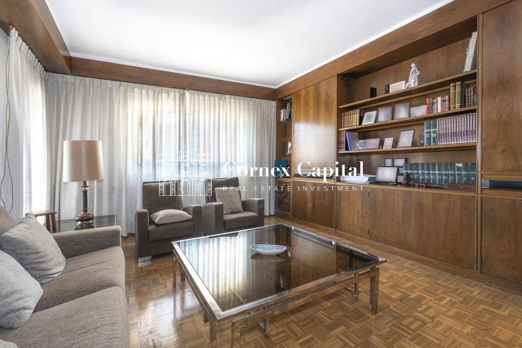 4 sypialnia Apartament na sprzedaż w Miasto Barcelona - 730 000 € (Ref: 9833573)