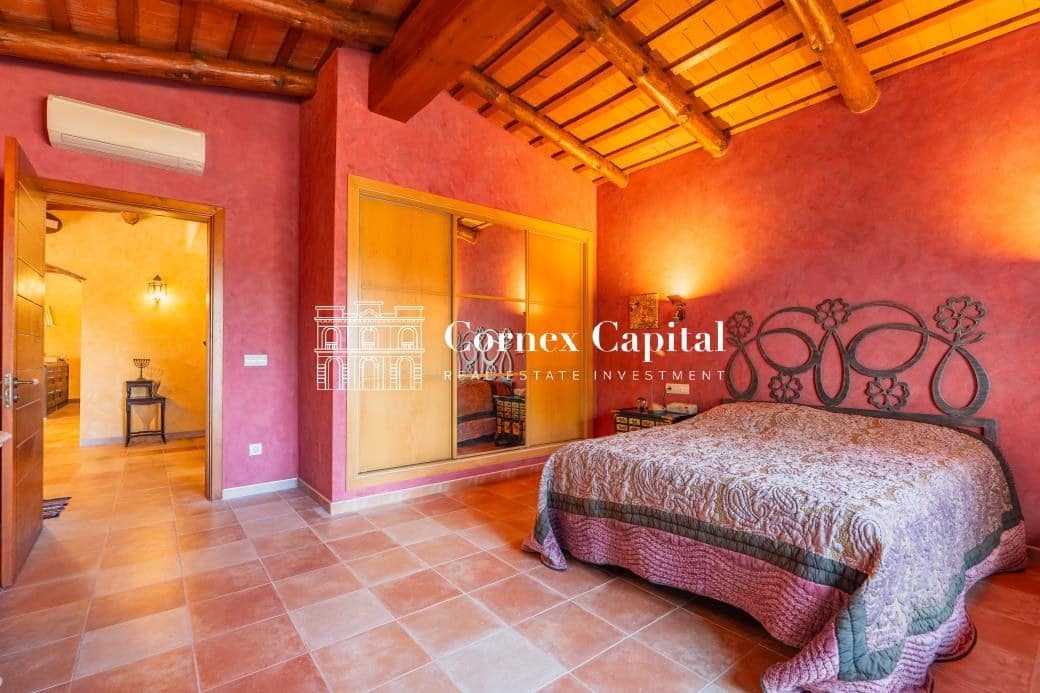 6 soveværelse Finca/Landehus til salg i Torroella de Montgri med swimmingpool - € 1.495.000 (Ref: 9839125)