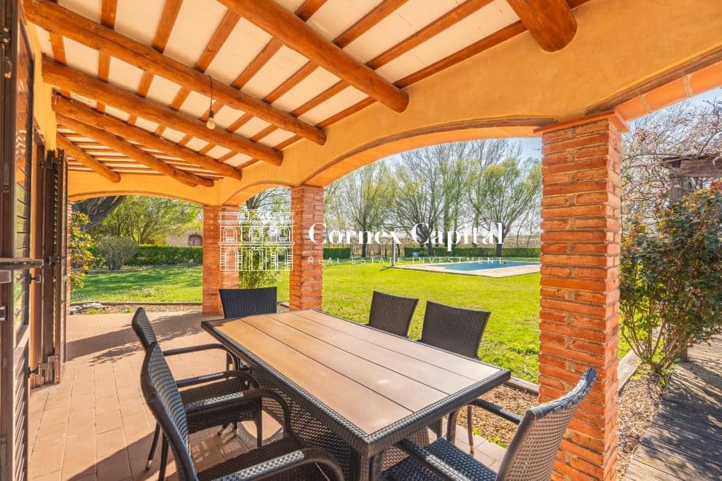 6 soveværelse Finca/Landehus til salg i Torroella de Montgri med swimmingpool - € 1.495.000 (Ref: 9839125)