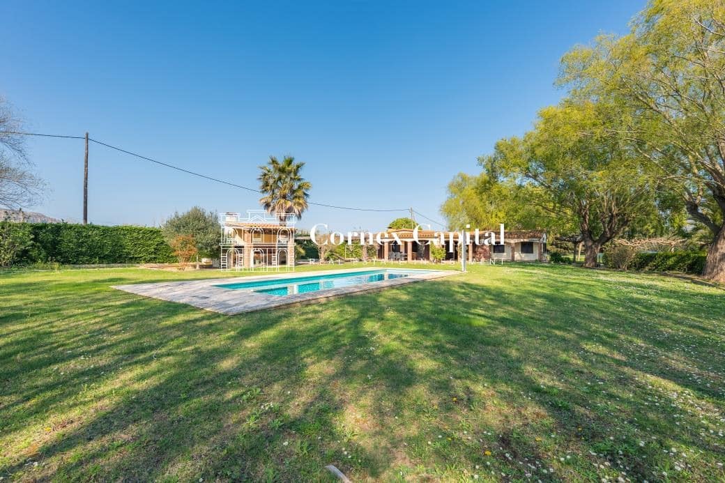6 soveværelse Finca/Landehus til salg i Torroella de Montgri med swimmingpool - € 1.495.000 (Ref: 9839125)