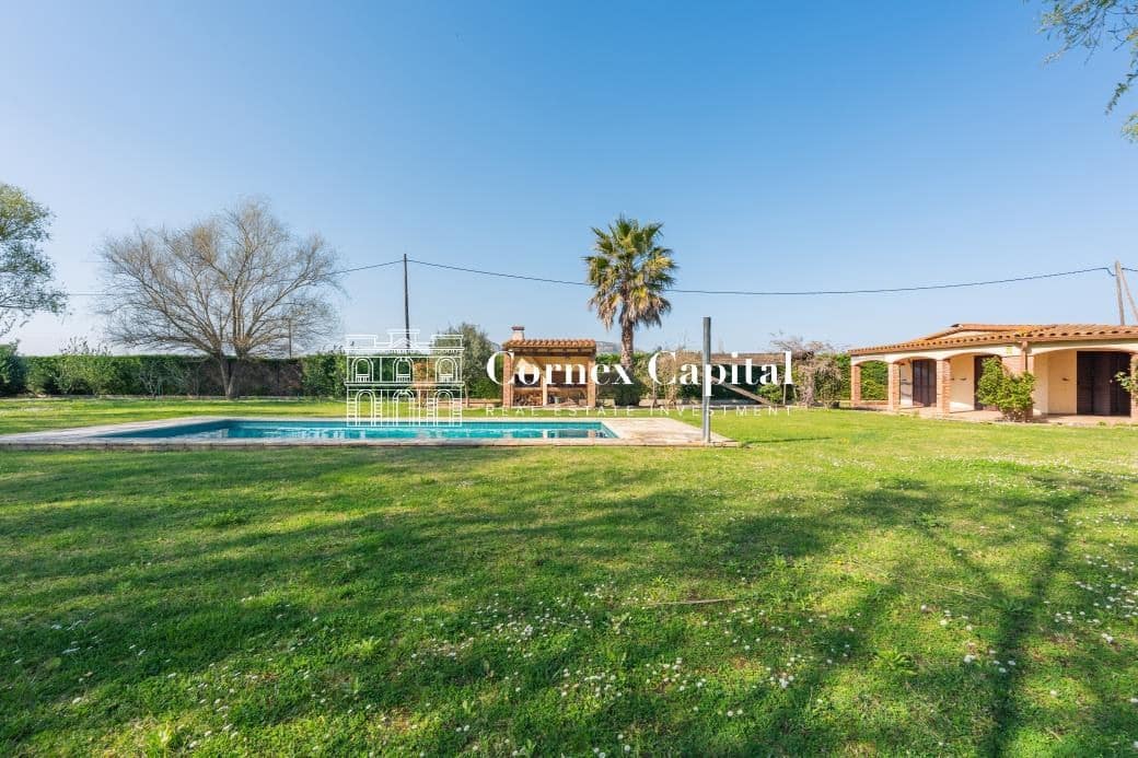 6 soveværelse Finca/Landehus til salg i Torroella de Montgri med swimmingpool - € 1.495.000 (Ref: 9839125)