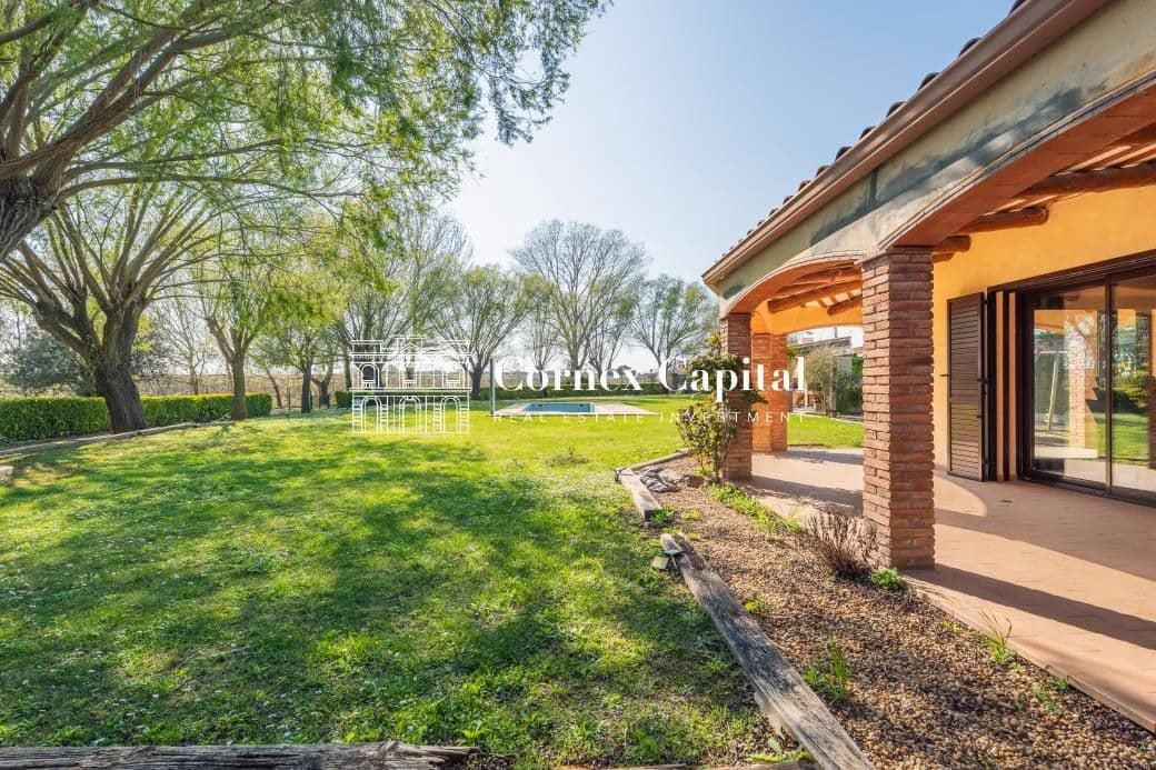 6 soveværelse Finca/Landehus til salg i Torroella de Montgri med swimmingpool - € 1.495.000 (Ref: 9839125)