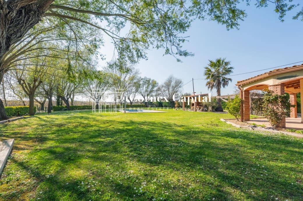 6 soveværelse Finca/Landehus til salg i Torroella de Montgri med swimmingpool - € 1.495.000 (Ref: 9839125)