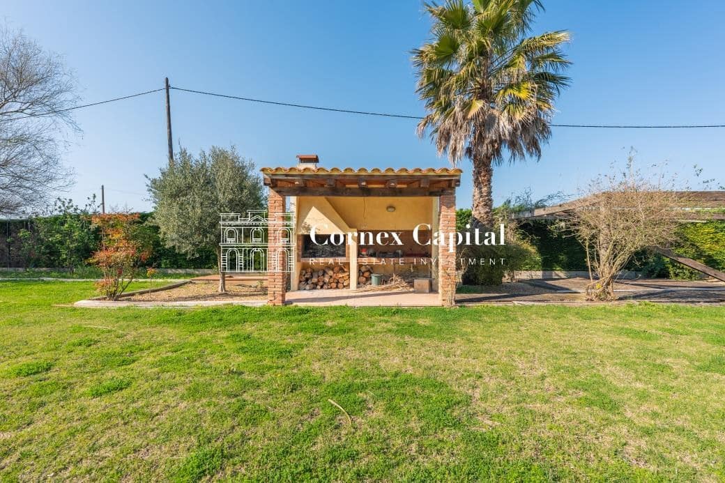 6 soveværelse Finca/Landehus til salg i Torroella de Montgri med swimmingpool - € 1.495.000 (Ref: 9839125)