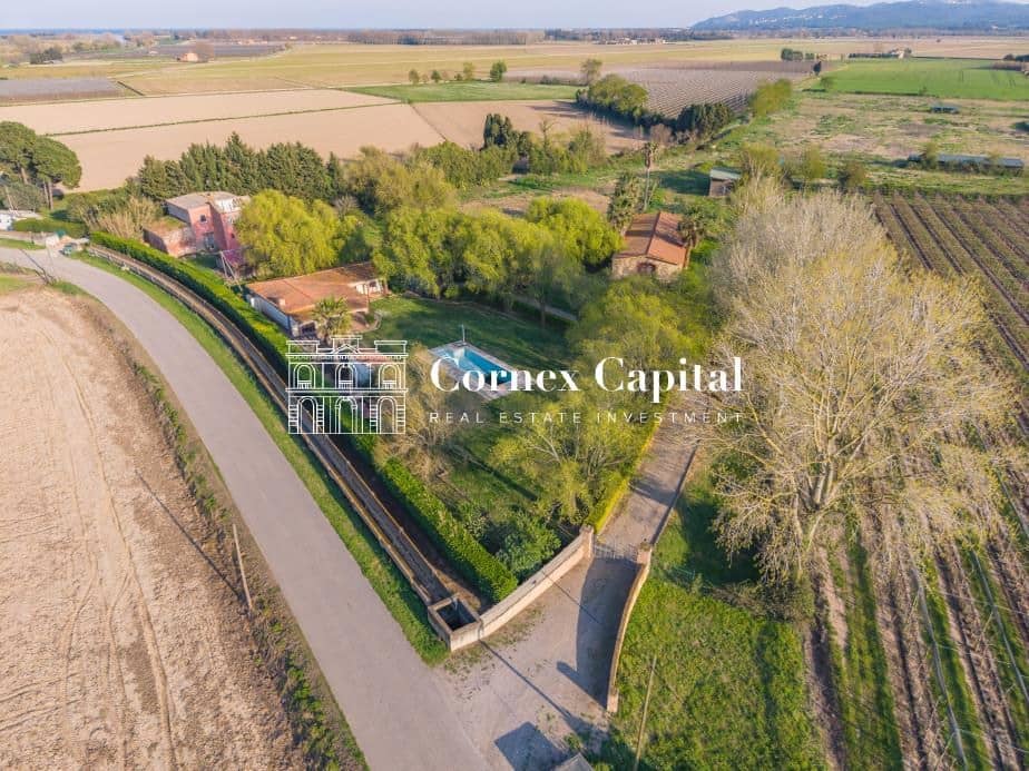 6 soveværelse Finca/Landehus til salg i Torroella de Montgri med swimmingpool - € 1.495.000 (Ref: 9839125)