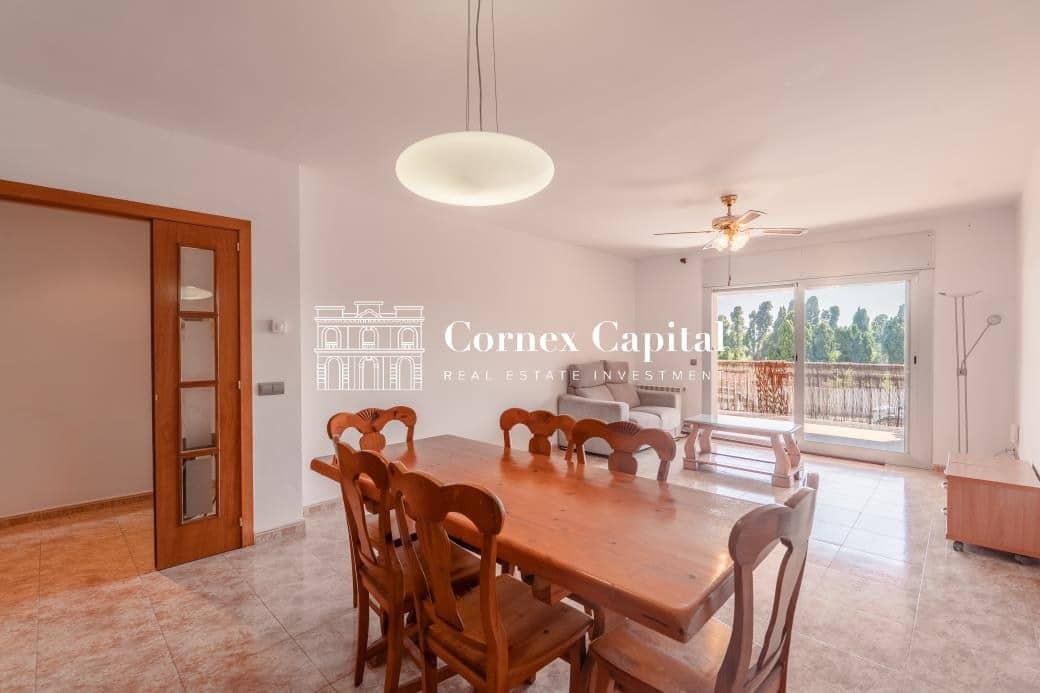 3 bedroom Apartment for sale in Torroella de Montgri with garage - € 279,000 (Ref: 9839126)