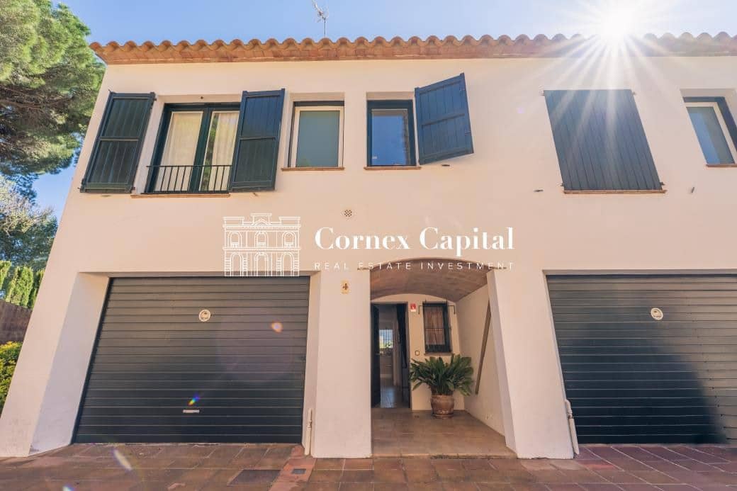 4 bedroom Terraced Villa for sale in Palafrugell with pool garage - € 760,000 (Ref: 9845327)