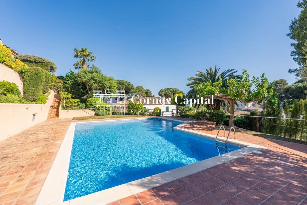 4 bedroom Terraced Villa for sale in Palafrugell with pool garage - € 760,000 (Ref: 9845327)